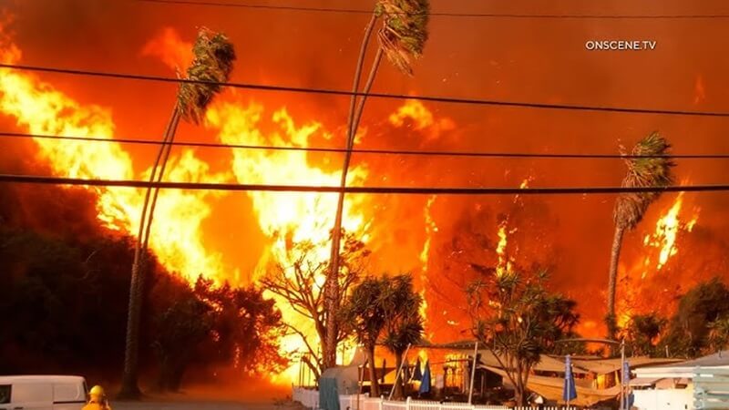 Fire in Los Angeles Today Live